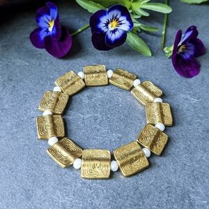 🦋LAST🦋 NWT Baizaar Etched Square Brass Beaded Bracelet